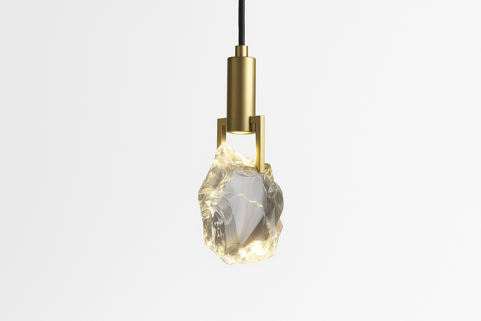 Elegant single crystal pendant light